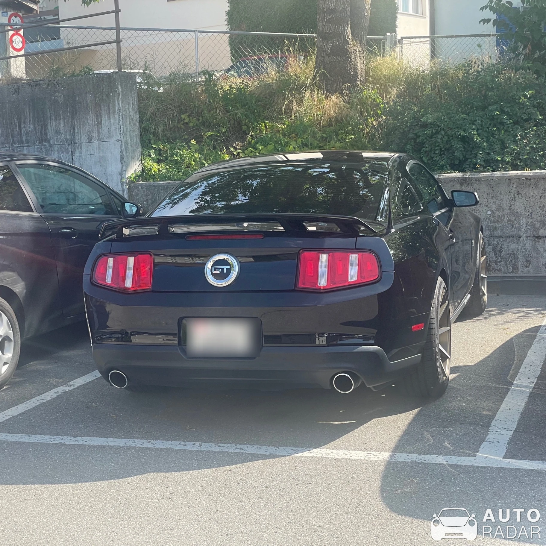 Ford Mustang GT 2015 spotted in Châtel-Saint-Denis, Switzerland