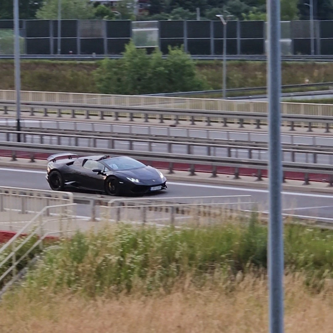 Lamborghini Huracán Spyder spotted in Kraków, Polska