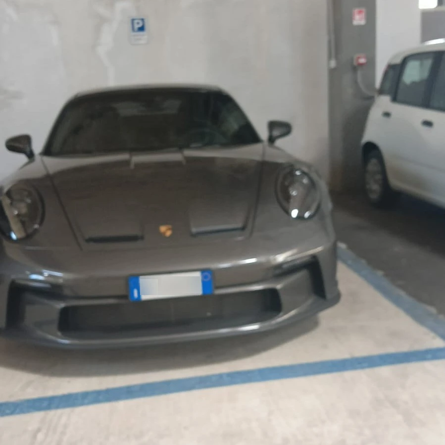 Porsche 911 spotted in Firenze, Italia