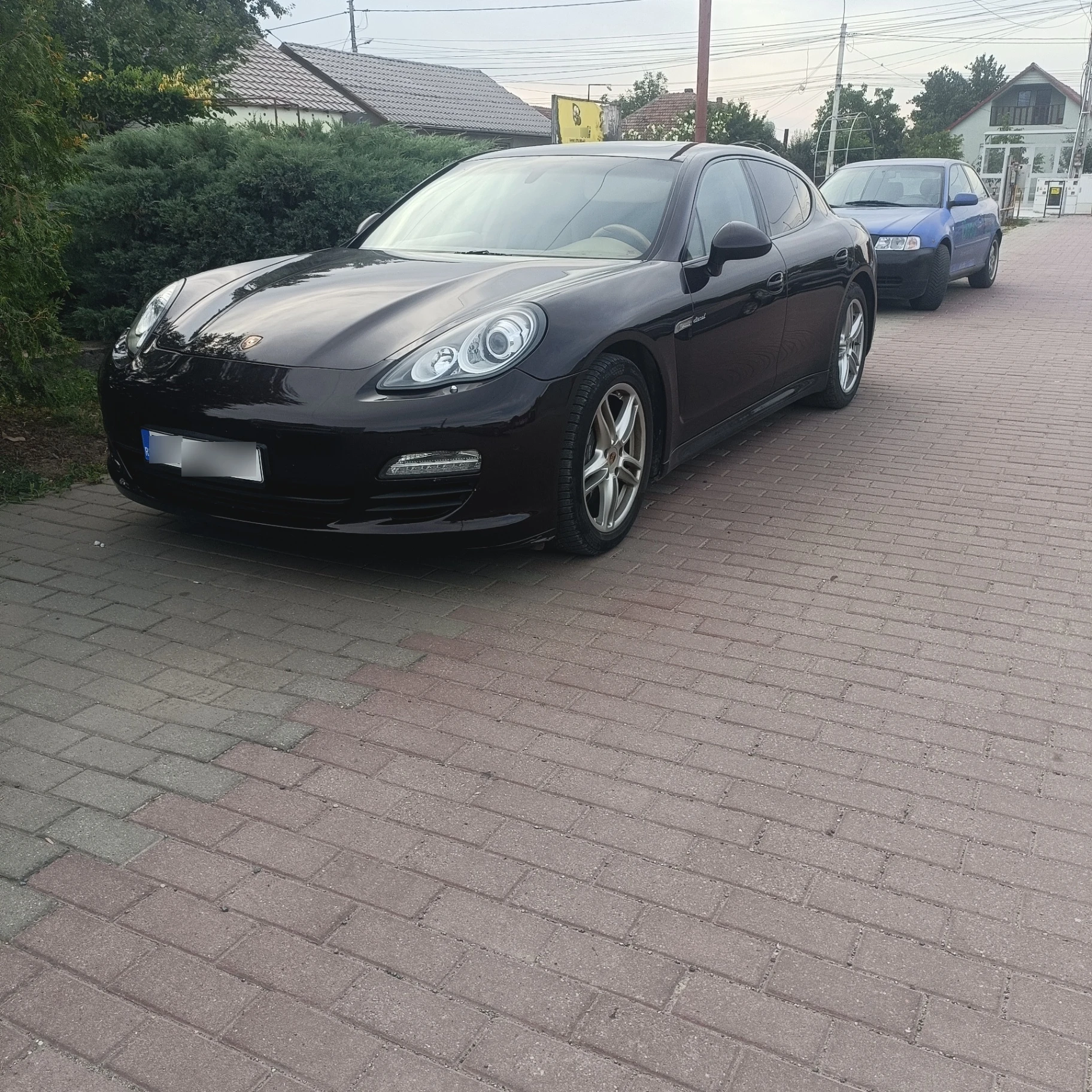 Porsche Panamera spotted in Săcălaz, Romania