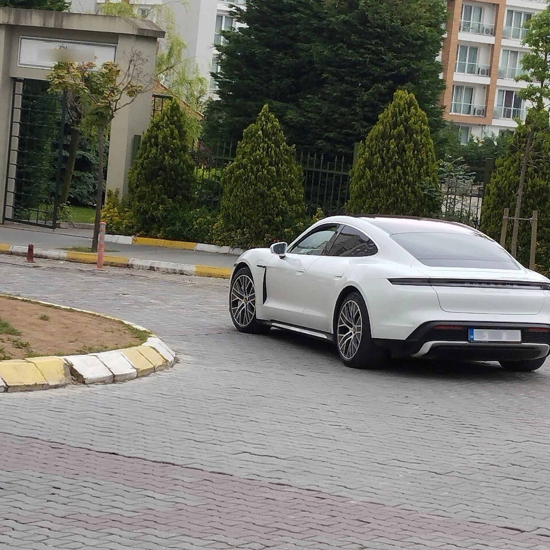Porsche Taycan Turbo spotted in Küçükçekmece, Türkiye