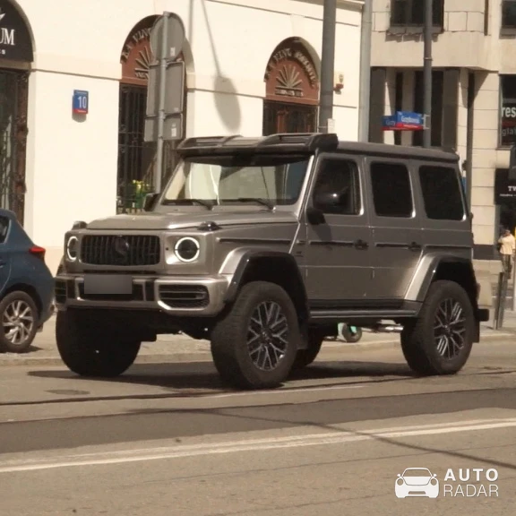 Mercedes-AMG G 63 4x4² W463 spotted in Varsova