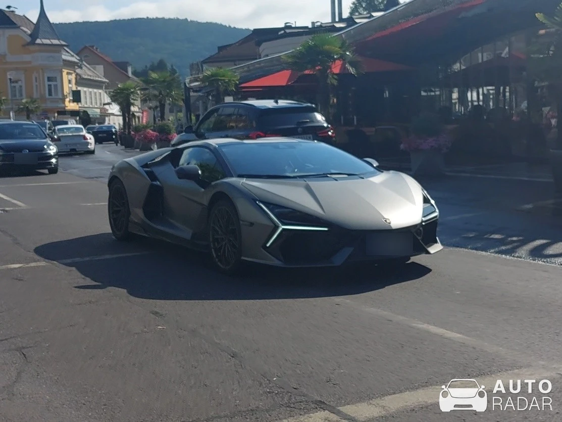 Lamborghini Revuelto spotted in Villach