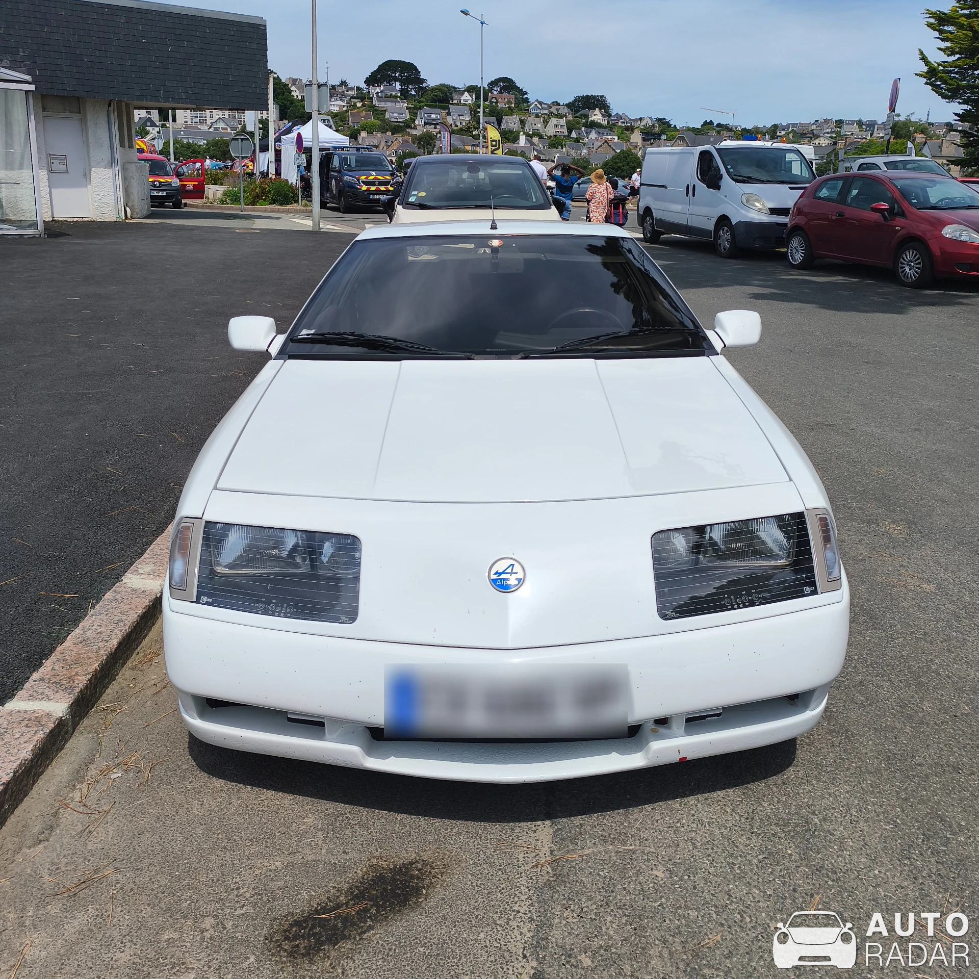 Alpine V6 Turbo spotted in Perros-Guirec