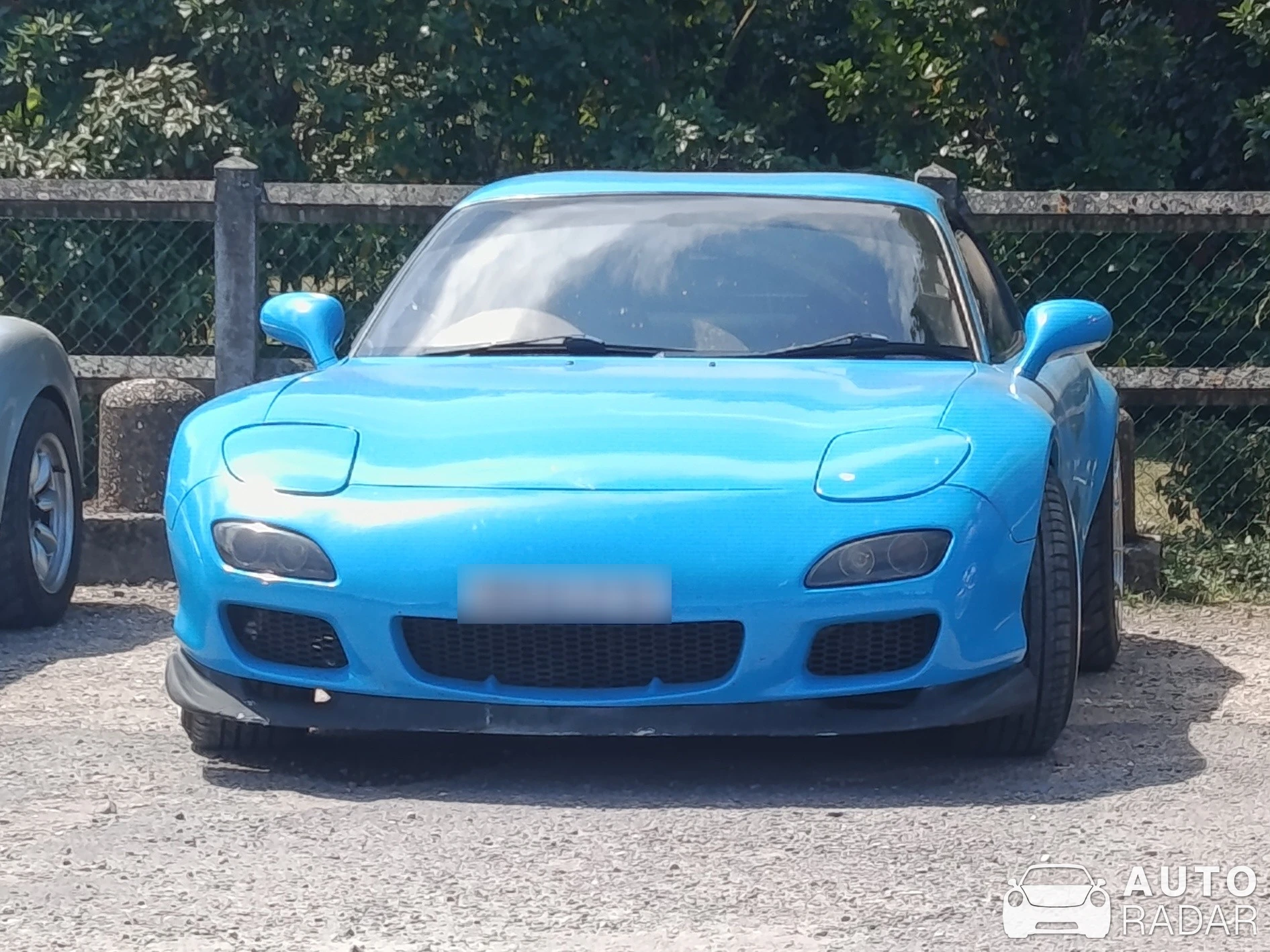 Mazda RX-7 spotted in Bénouville