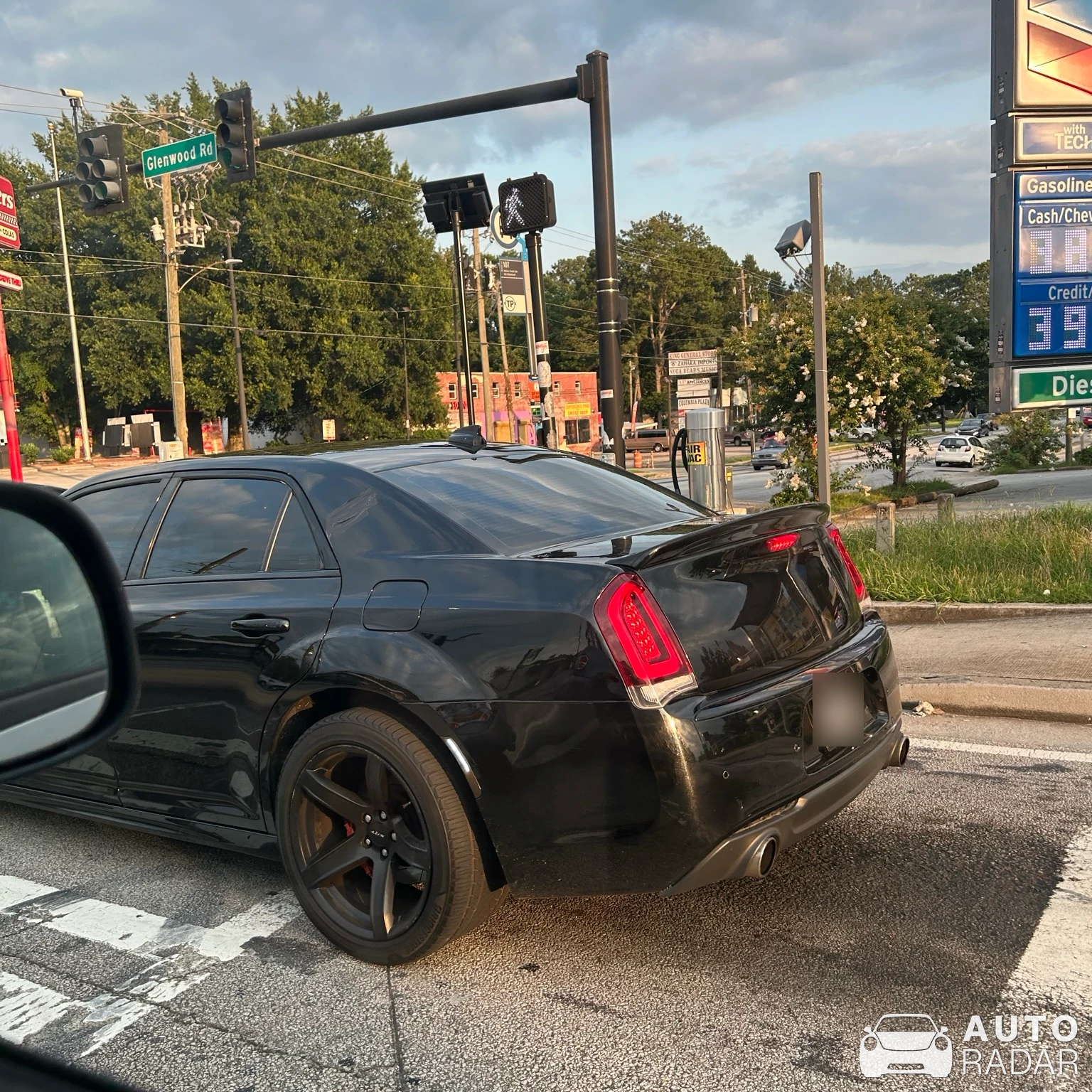 Chrysler 300C spotted in Decatur