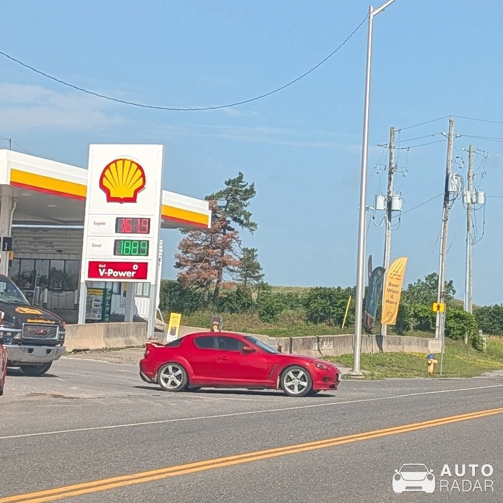 Mazda RX-8 spotted in Carp