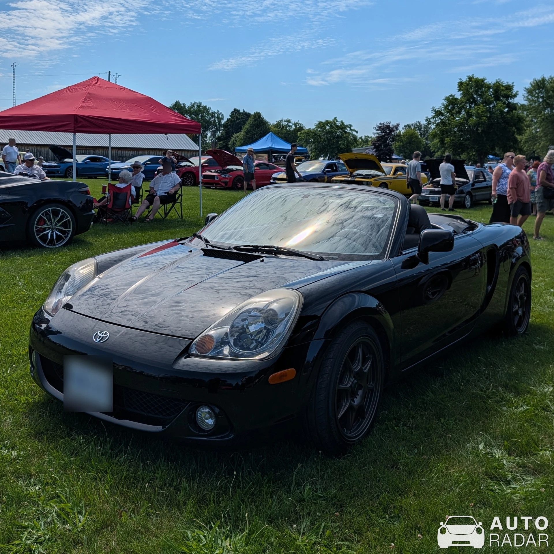 Toyota MR2 Spyder spotted in Merrickville