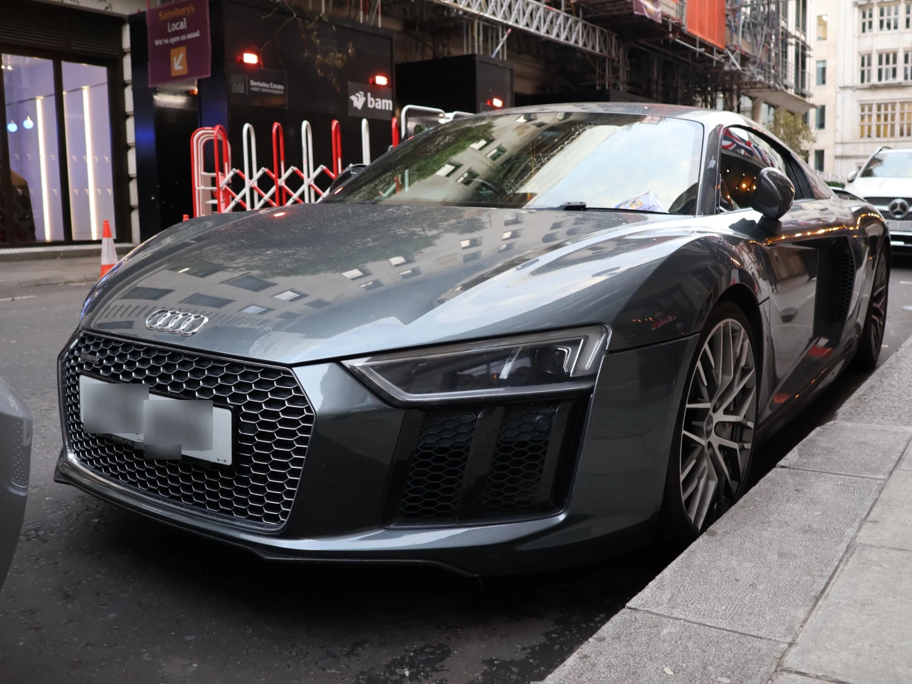Audi R8 V10 spotted in Mayfair, United Kingdom
