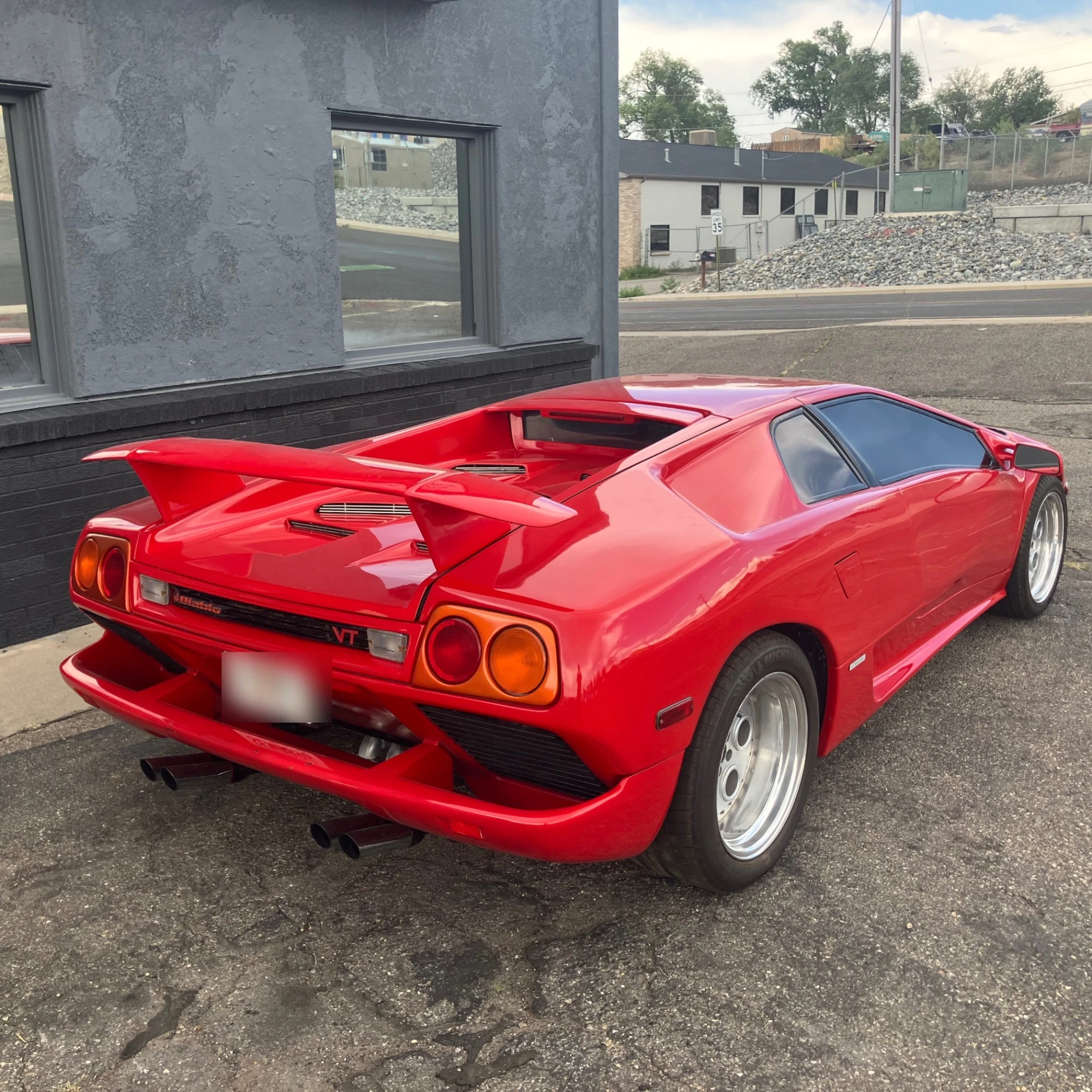 Lamborghini Diablo SV spotted in Grand Junction, United States