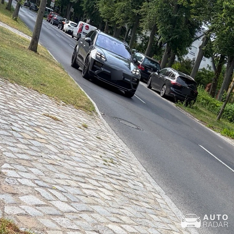 Porsche Macan 4 EV spotted in Biesenthal