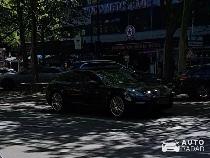 Porsche Panamera spotted in Berlin