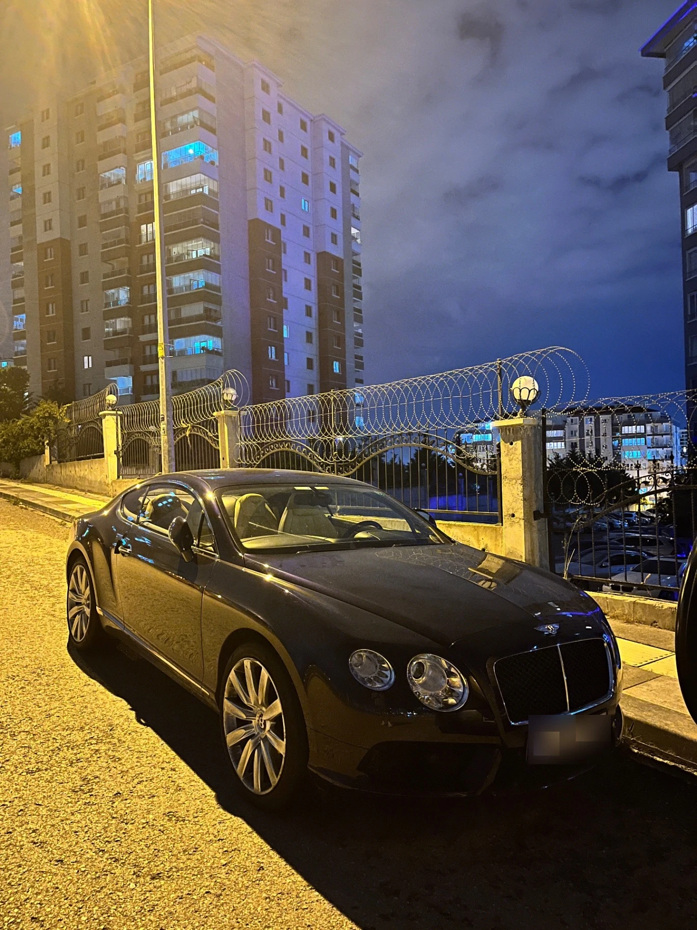 BENTLEY Continental gt spotted in Yenimahalle, Türkiye