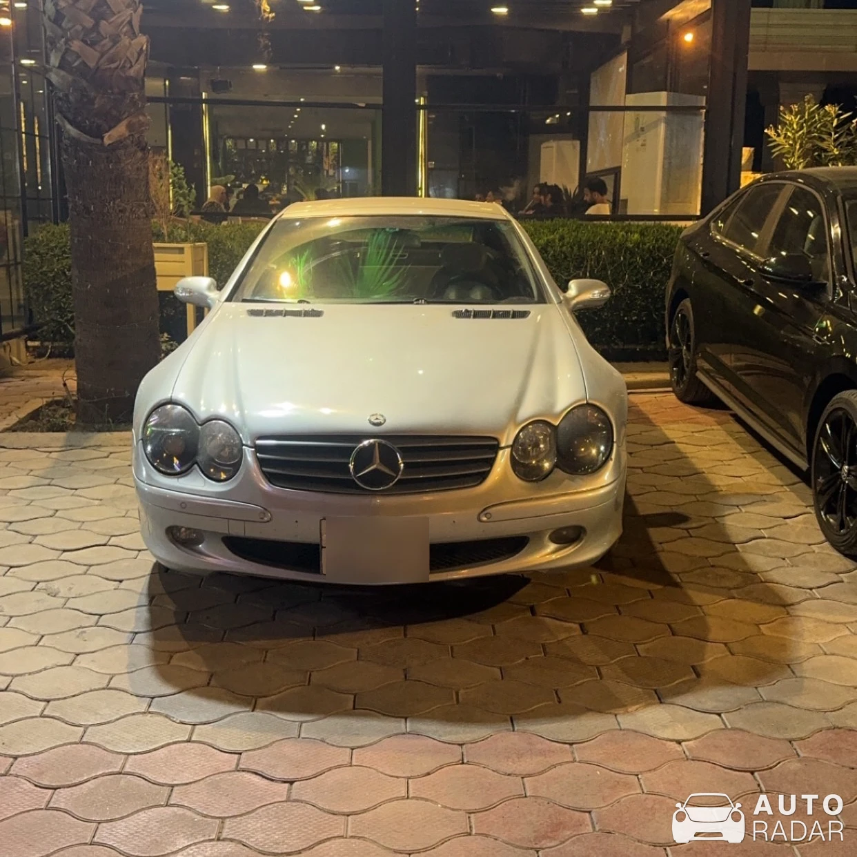 Mercedes-Benz SL-Class spotted in Erbil, Iraq