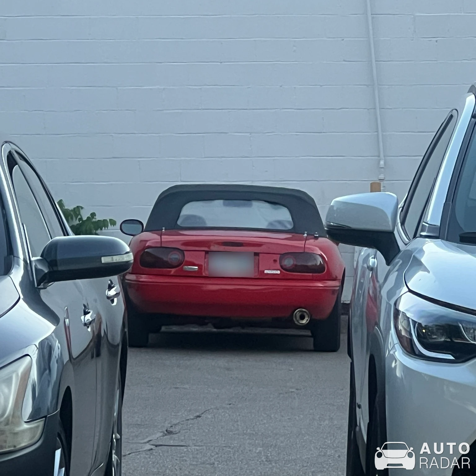 Mazda MX-5 spotted in Warrensville Heights