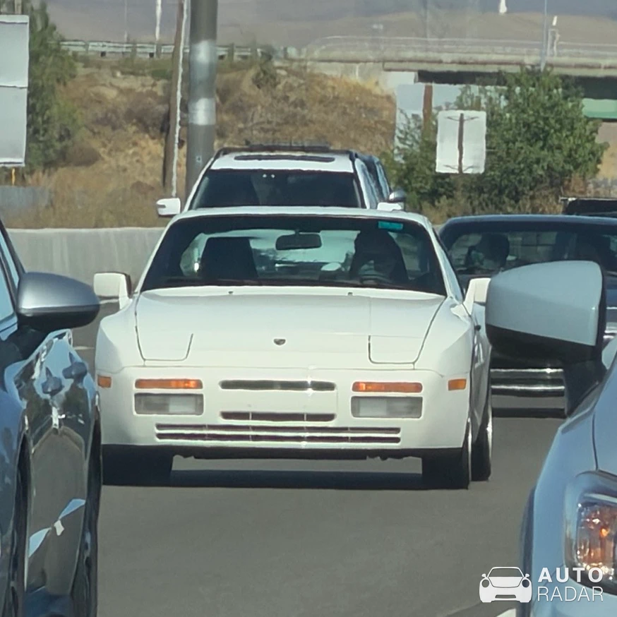 Porsche 944 spotted in Fremont