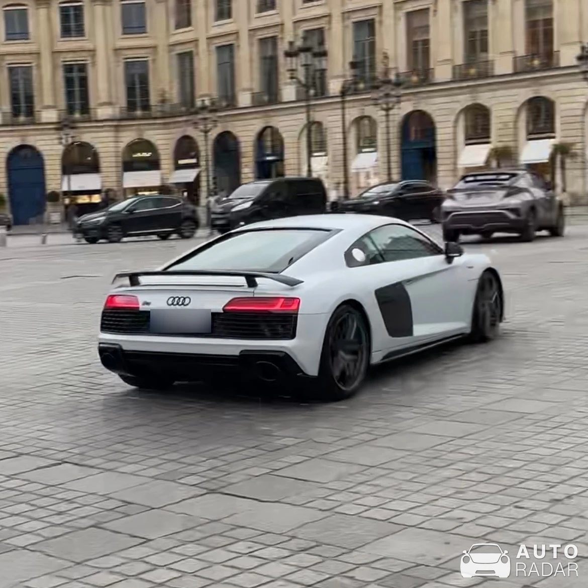 Audi R8 Type 4S spotted in Les Pavillons-sous-Bois
