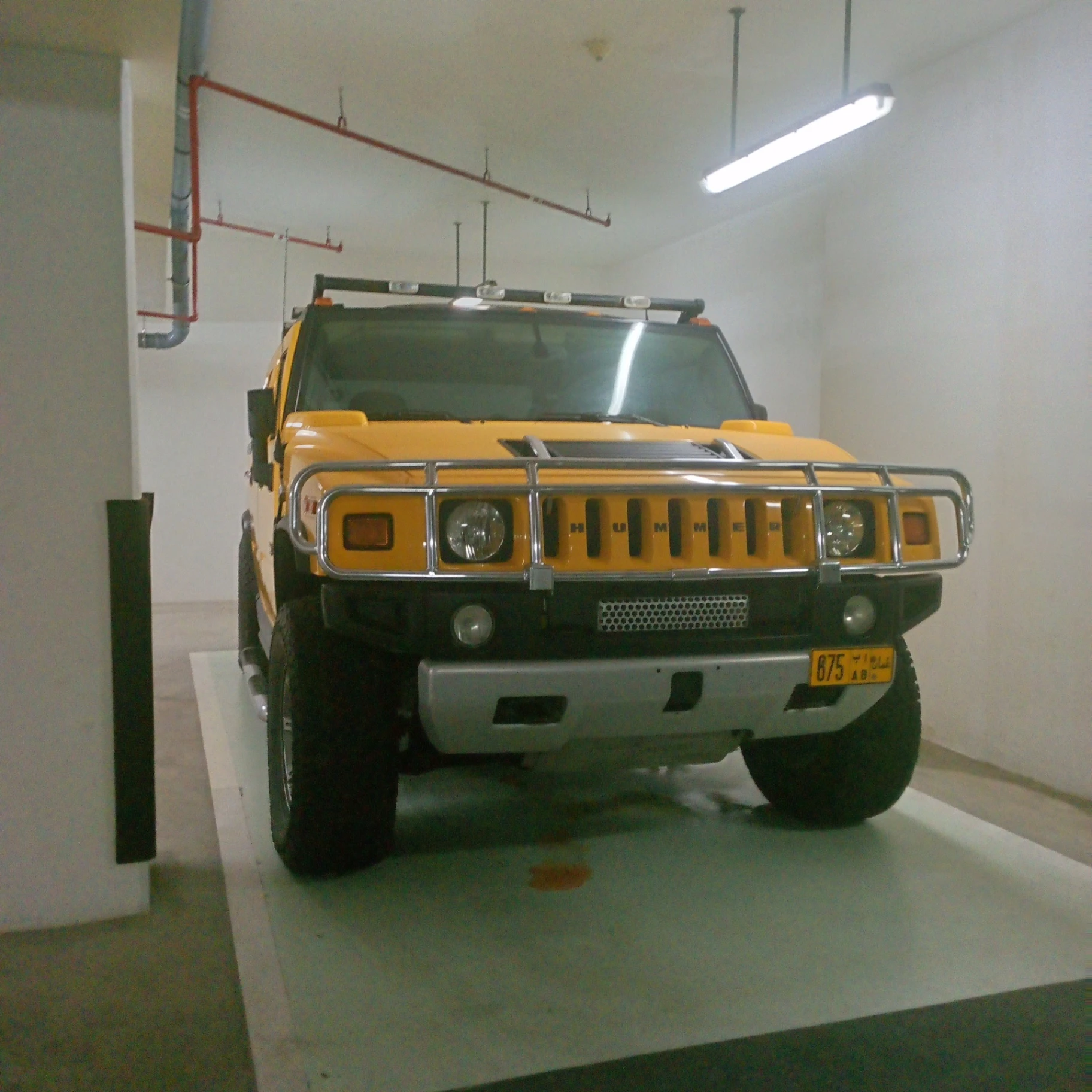 Hummer H3 spotted in Seeb, Oman