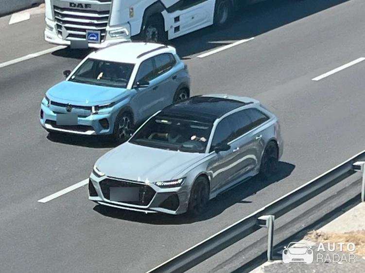 Audi RS6 Avant C8 spotted in Lançon-Provence