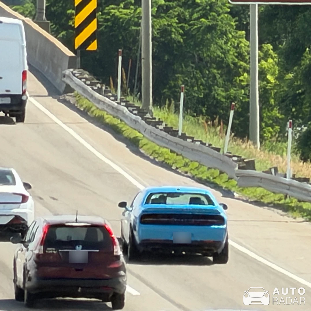 Dodge Challenger SRT spotted in Terrebonne