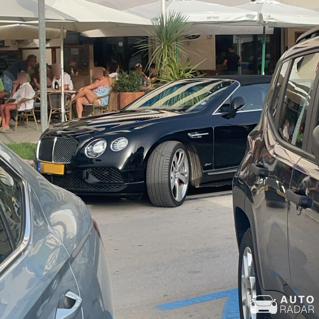 Bentley Continental GTC spotted in Moraira, Espagne