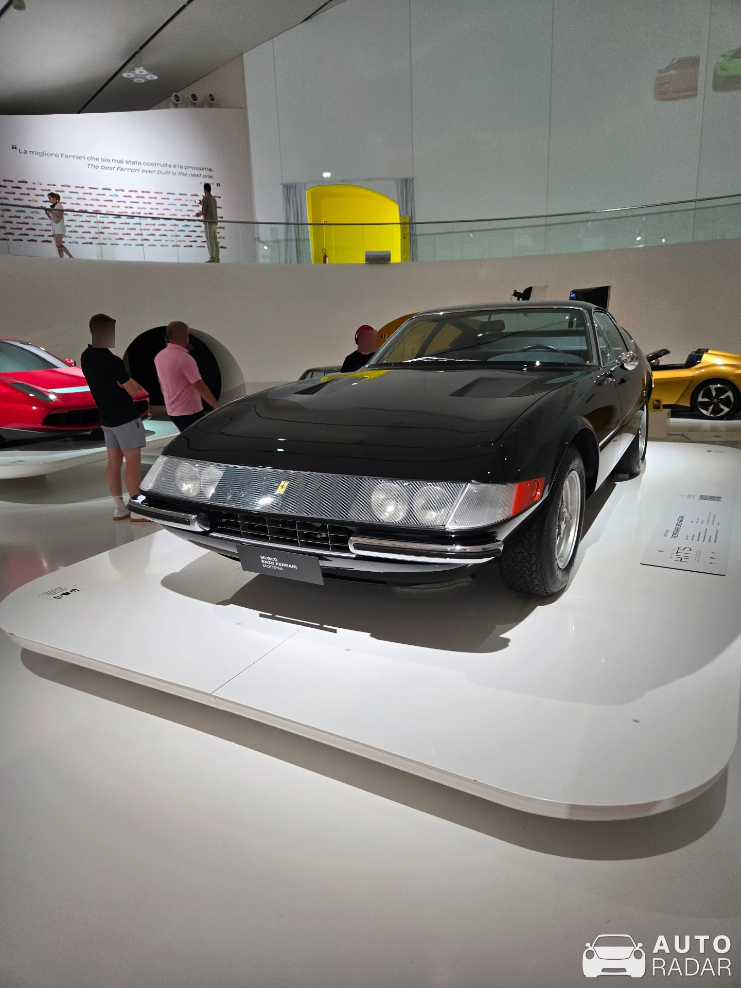 Ferrari 365 GTB/4 Daytona spotted in Modena