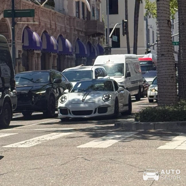 Porsche 991 GT3 MkI spotted in Beverly Hills