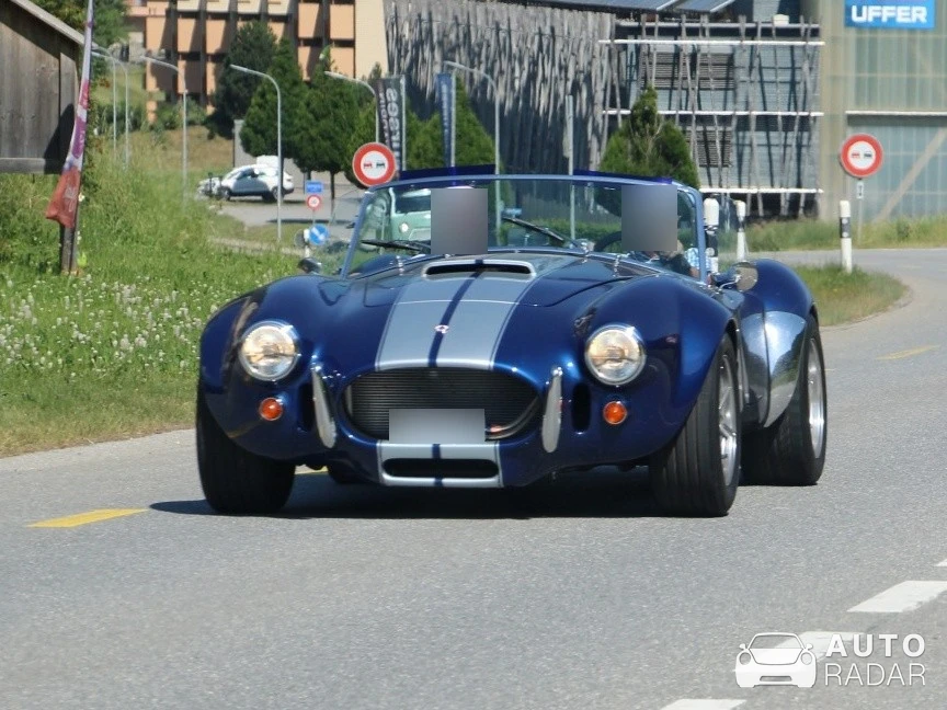 Shelby Cobra 427 spotted in Savognin
