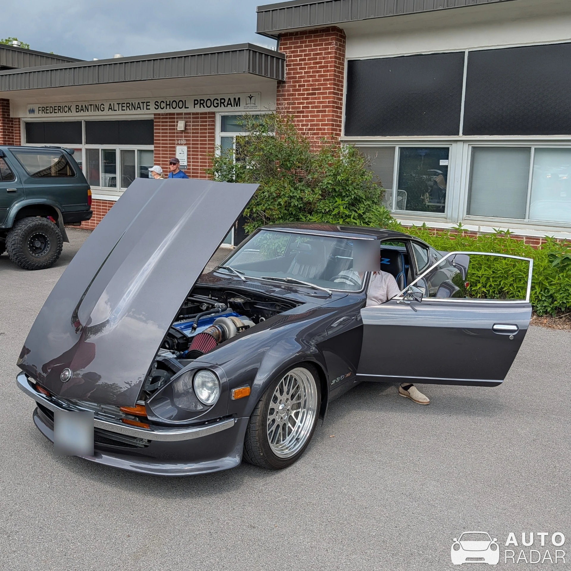 Datsun 240K spotted in Stittsville
