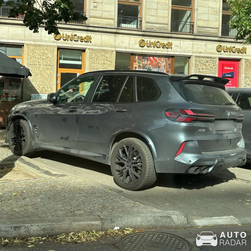 BMW X5 M F95 Competition 2024 spotted in Varsova