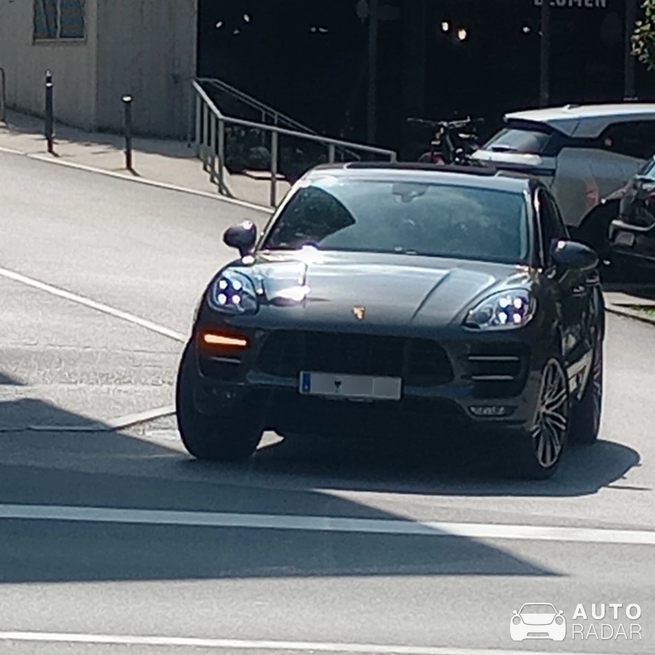 Porsche Macan Turbo spotted in Kaltenbach, Austria