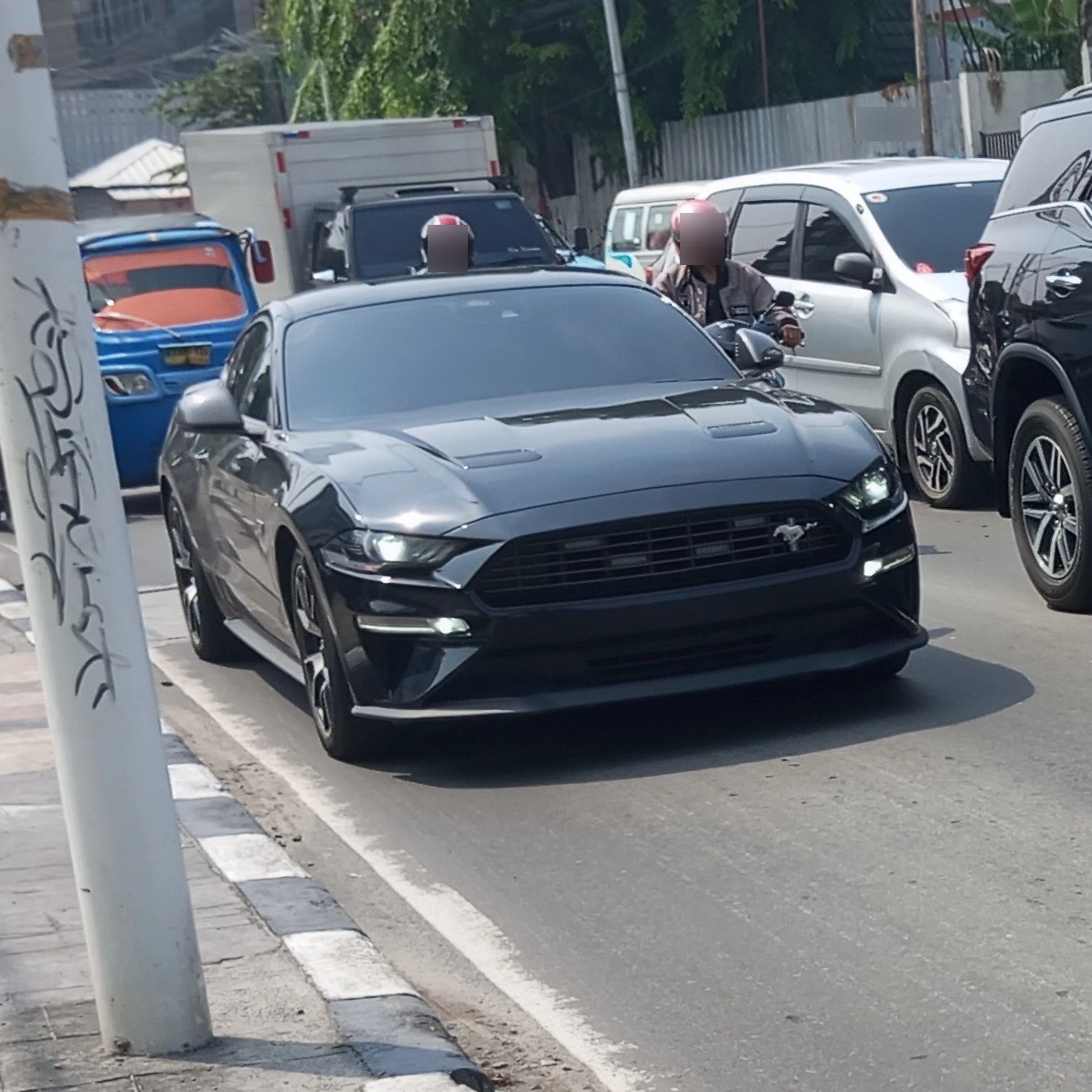 Ford Mustang GT spotted in Jakarta, Indonesia