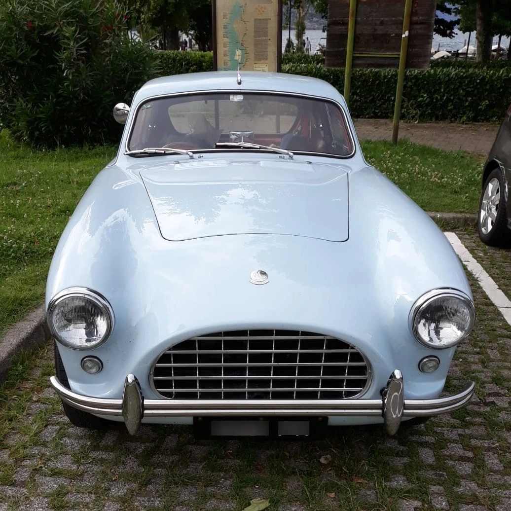 AC Ace Bristol spotted in Iseo, Italy