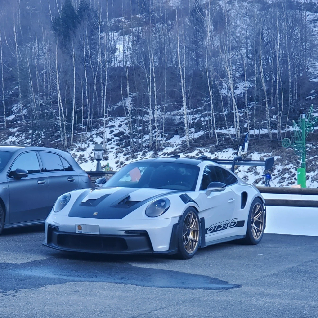 Porsche 992 GT3 RS MkI spotted in Vall Incles, Andorre