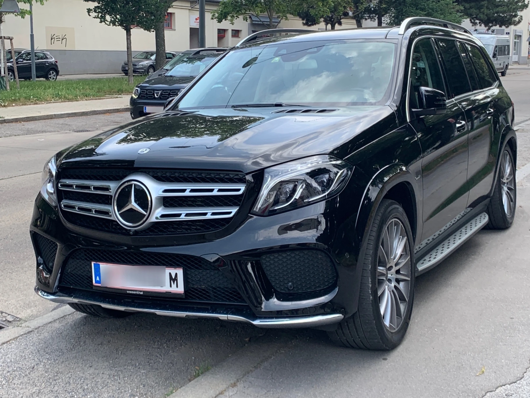 Mercedes-Benz GLS spotted in Wien, Austria