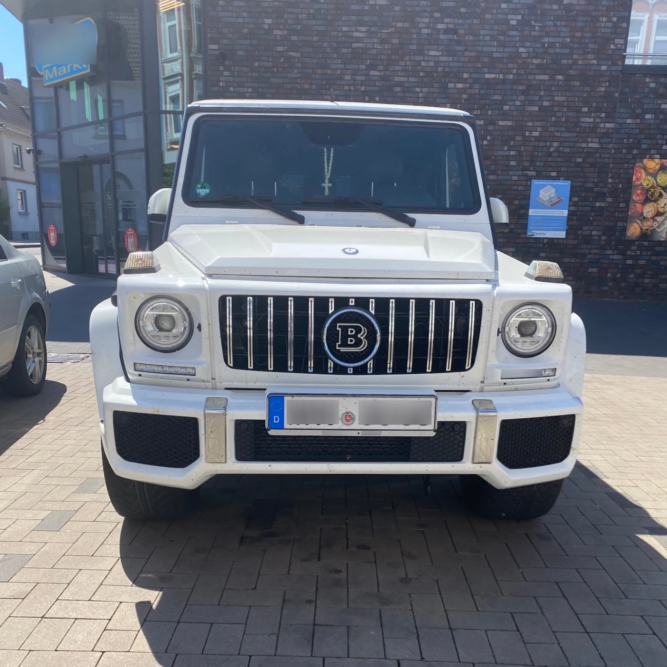 Mercedes-Benz G 500 spotted in Wilhelmshaven, Deutschland
