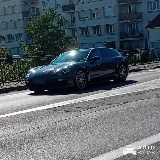 Porsche 971 Panamera 4S Sport Turismo spotted in Valence, France