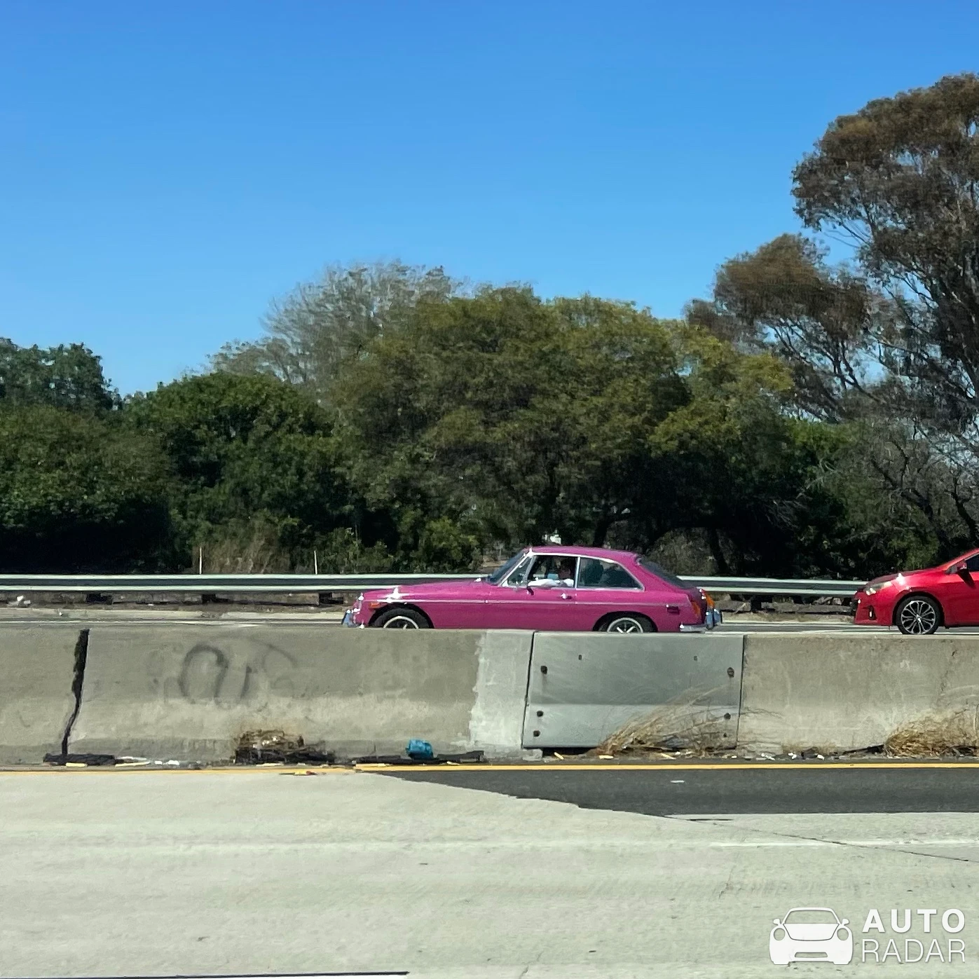 MGB GT spotted in Lawndale