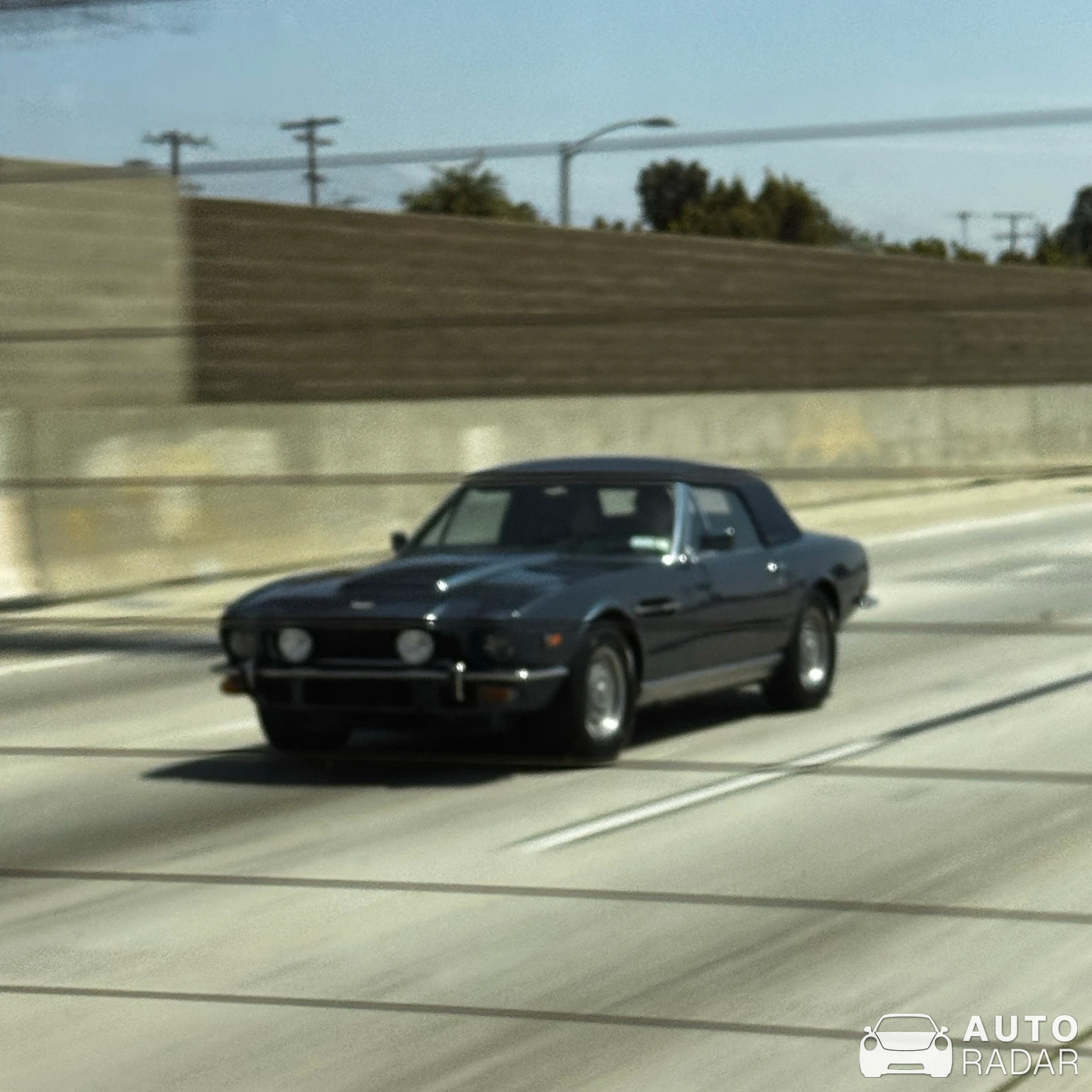 Aston Martin V8 Volante 1997 spotted in Commerce