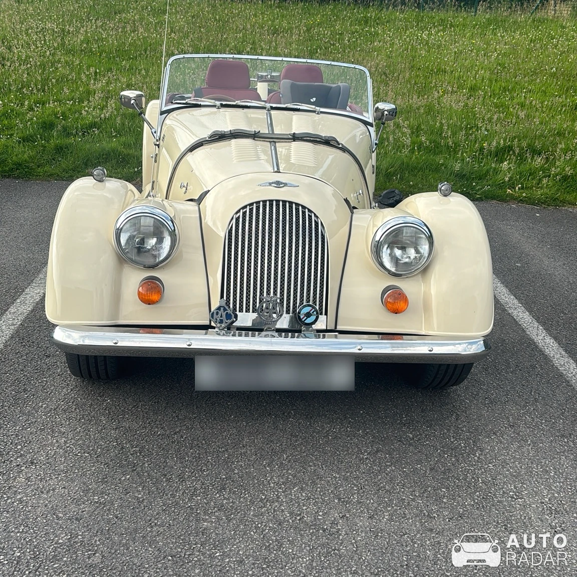 Morgan 4/4 1600 spotted in Blackburn