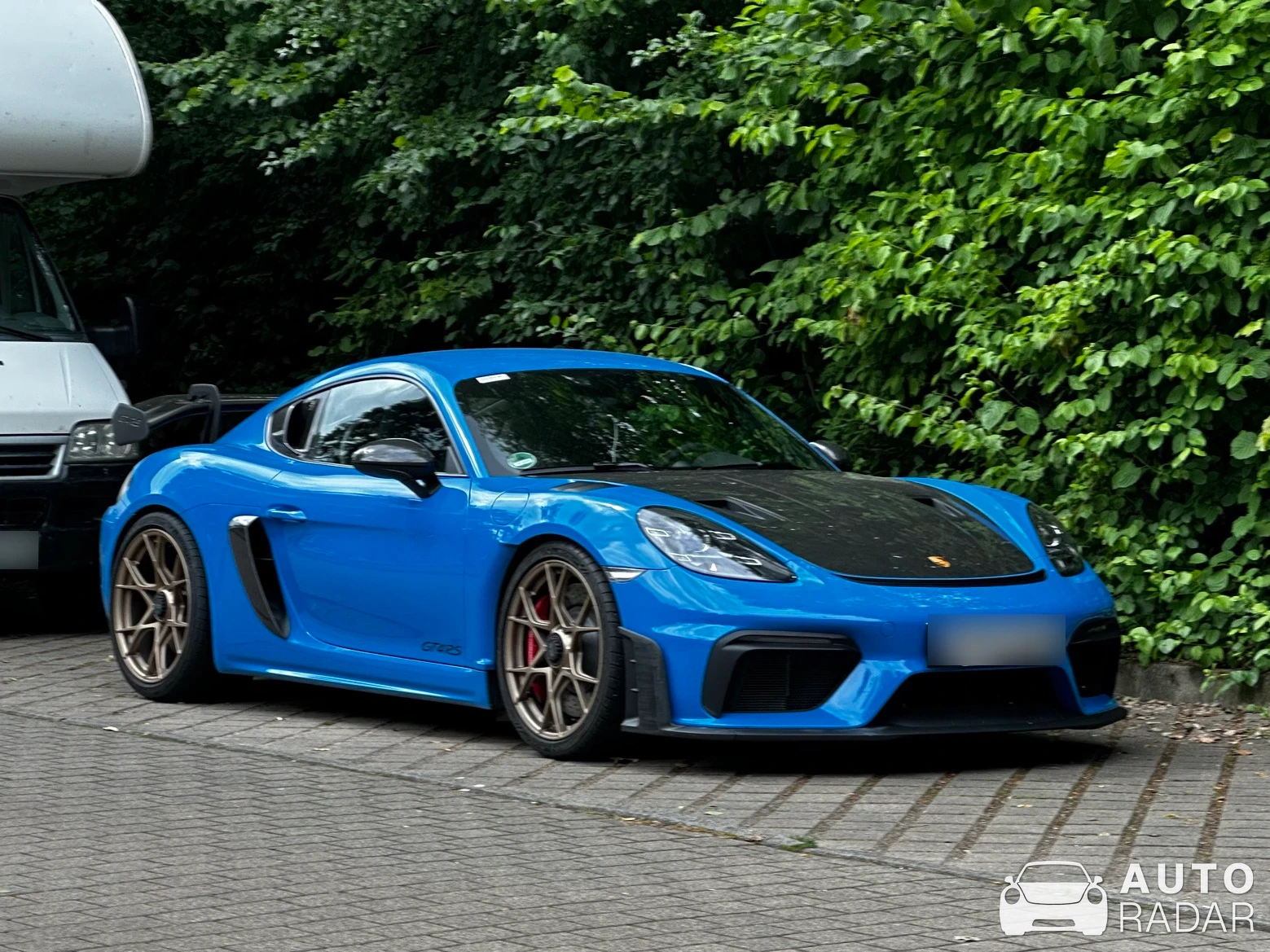 Porsche 718 Cayman GT4 RS Weissach Package spotted in Lohmen