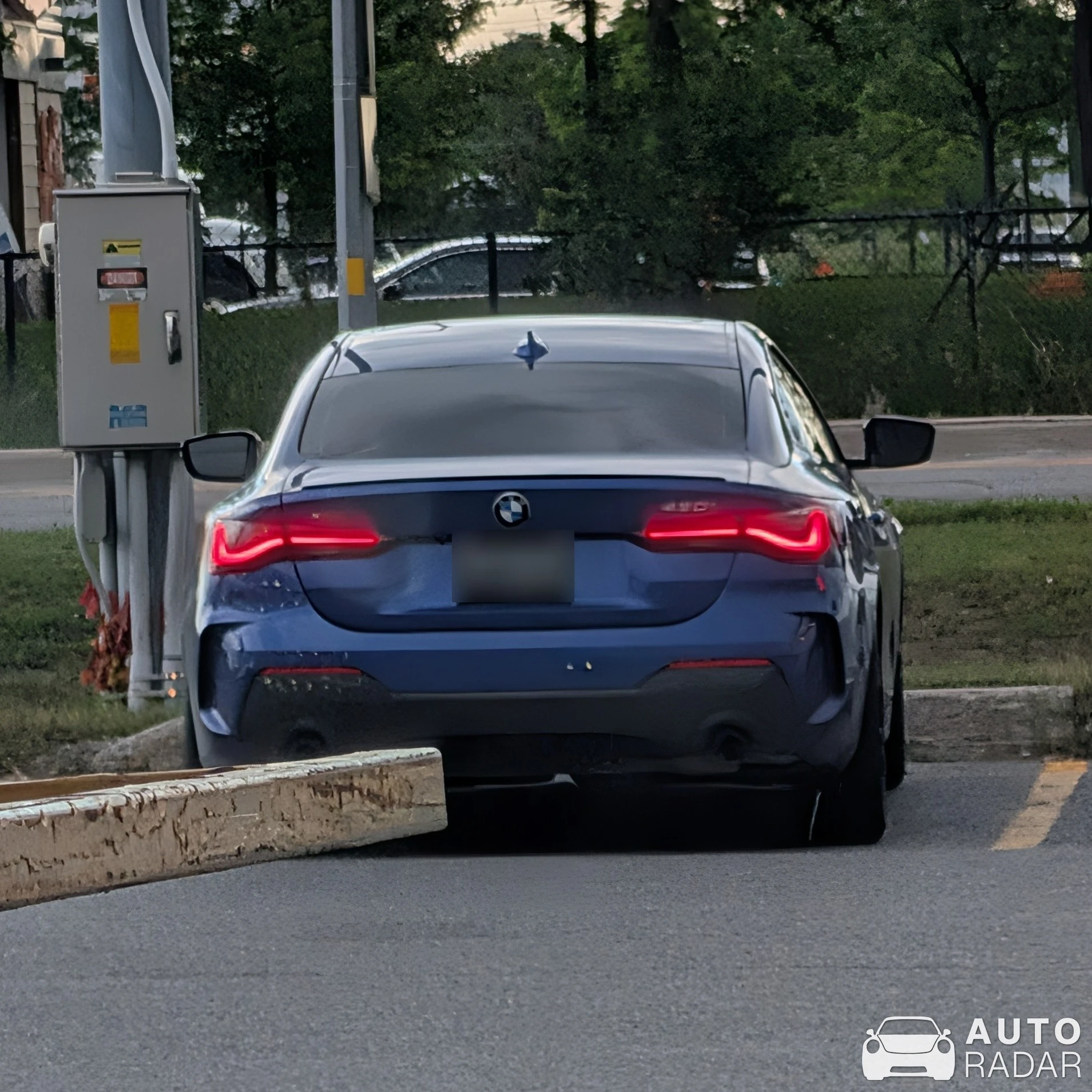 BMW 4 Series G22 Coupé spotted in Carleton Place