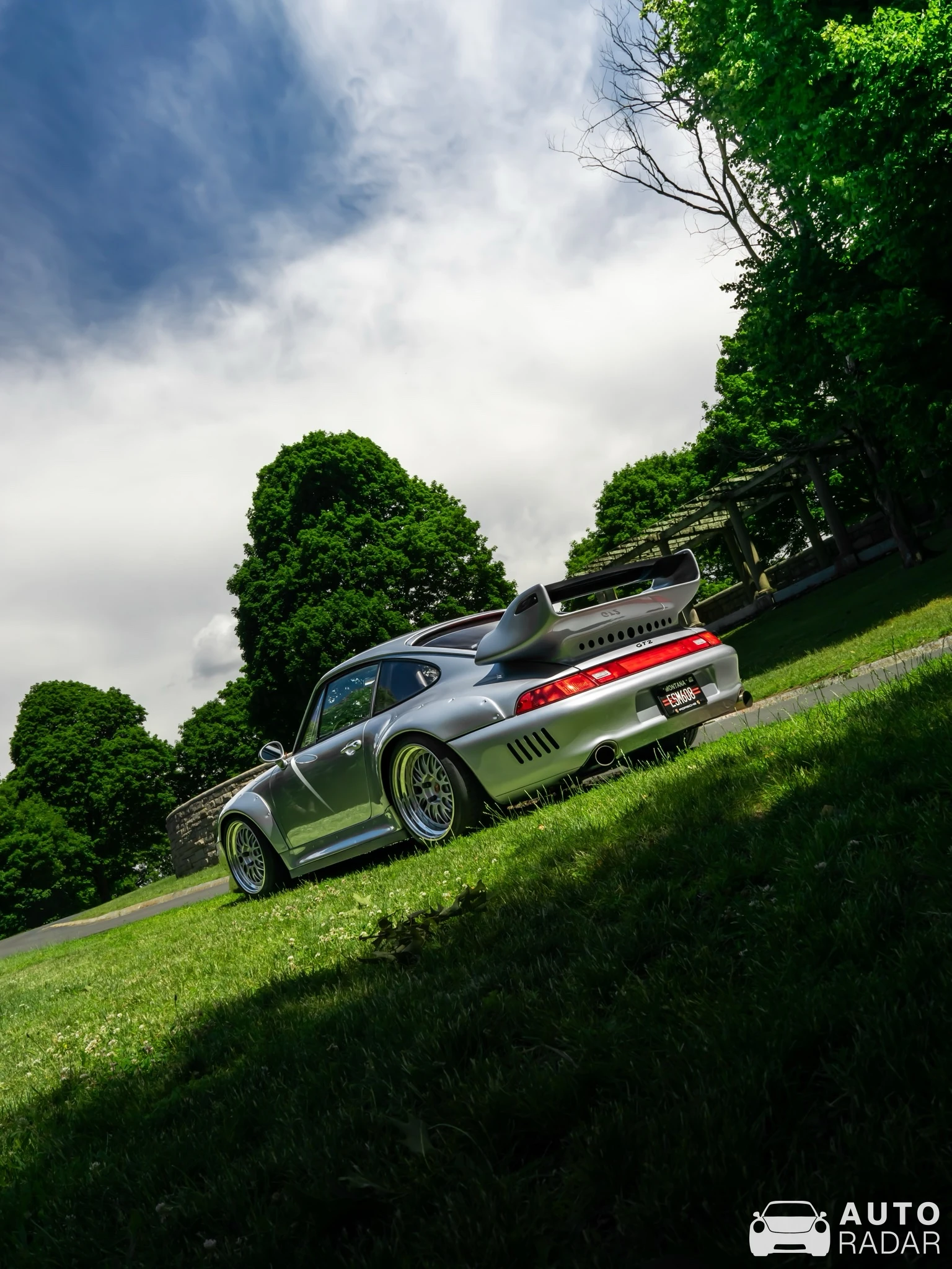 Porsche 993 GT2 spotted in Brookline