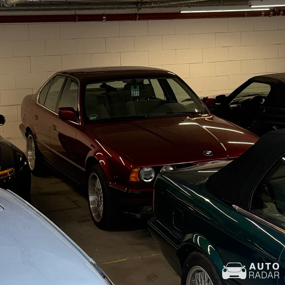 BMW 5 Series E34 spotted in München