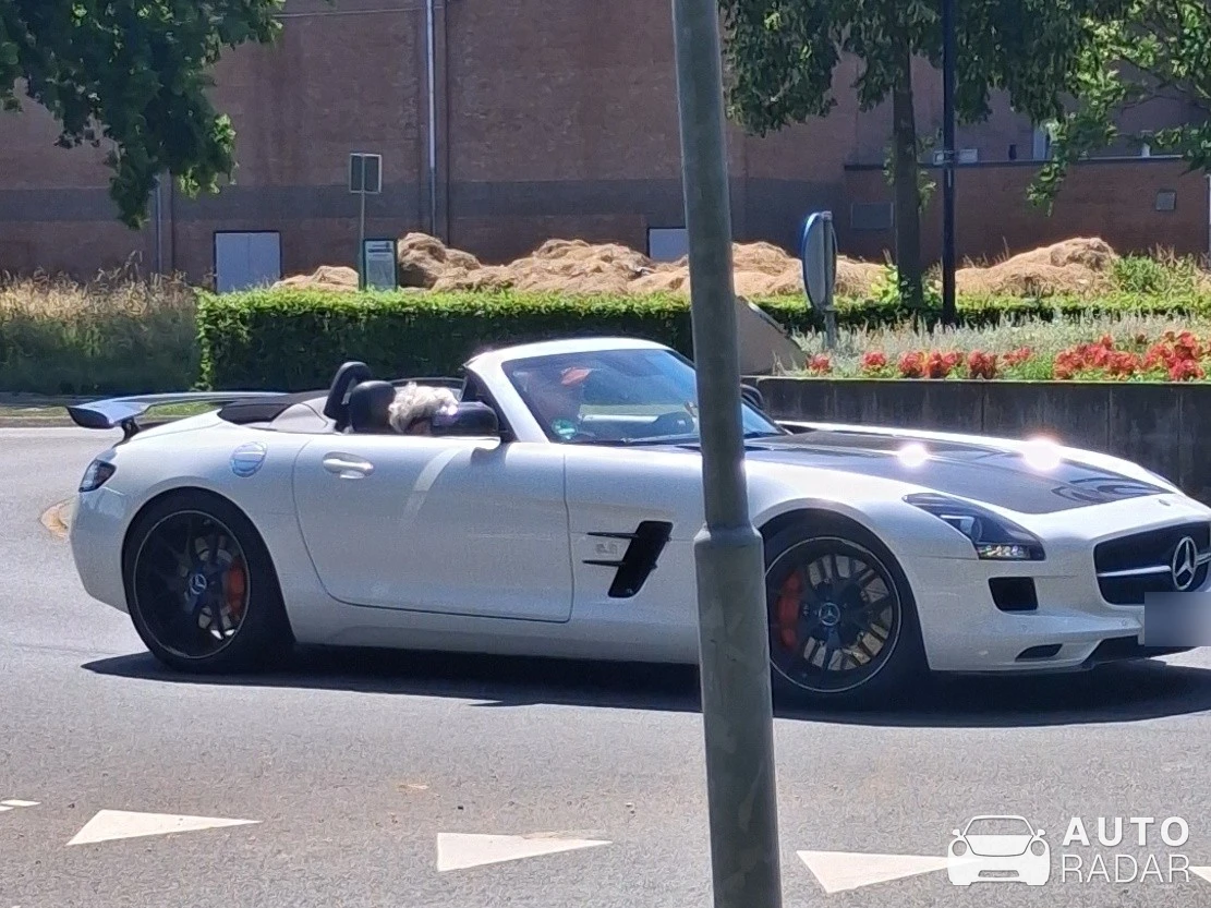 Mercedes-Benz SLS AMG Roadster spotted in Kerkrade
