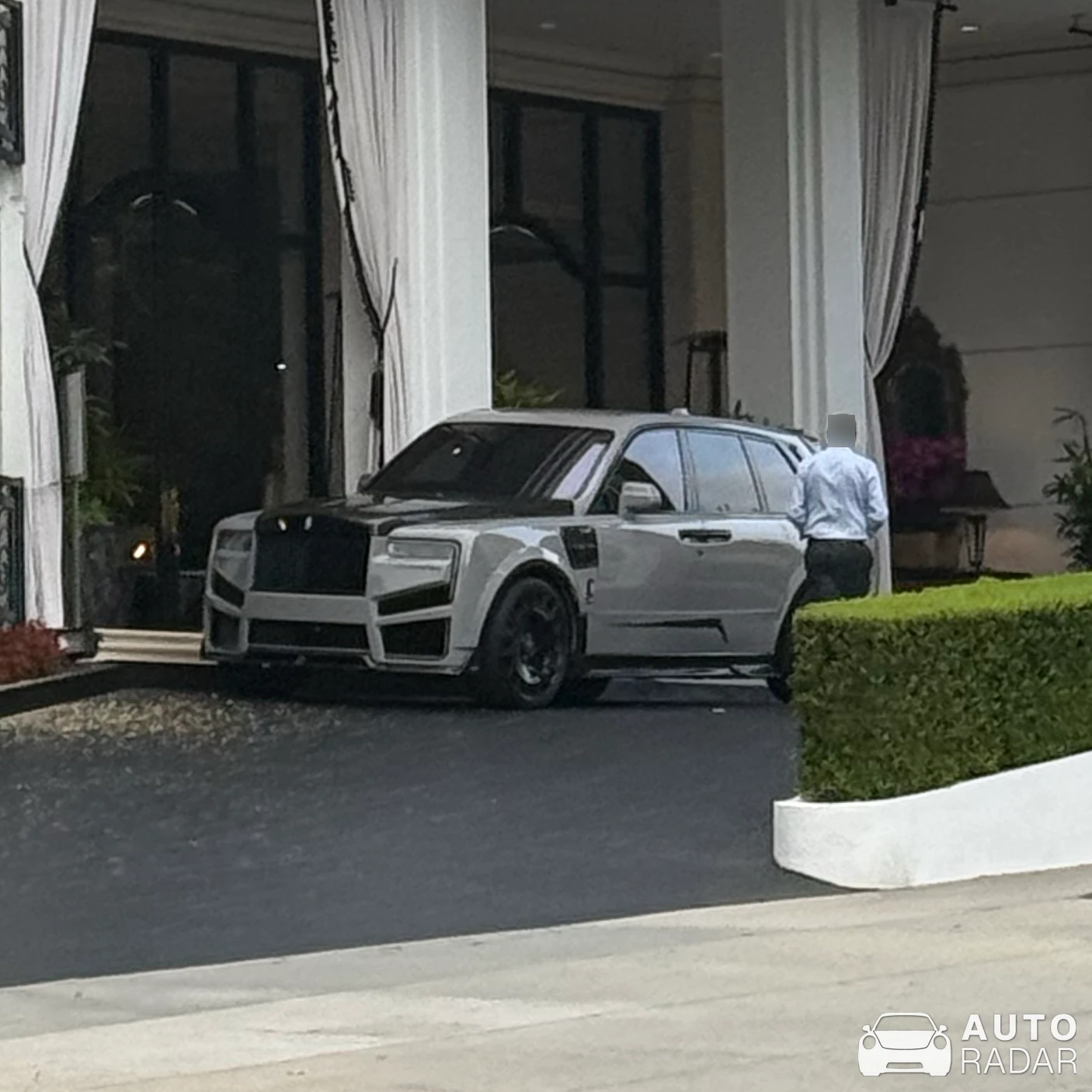 Rolls-Royce Cullinan Series II Mansory Emperor spotted in Los Angeles