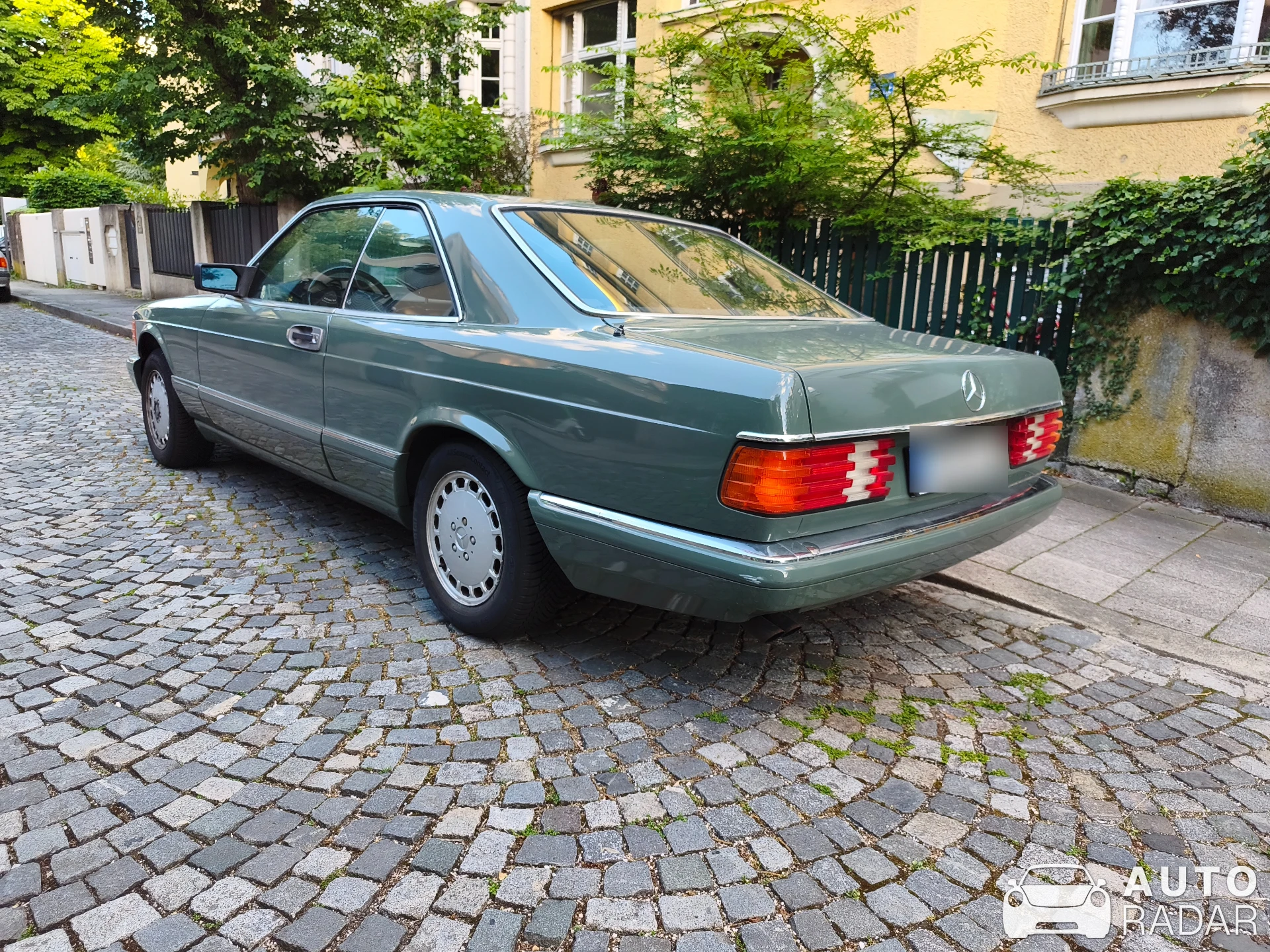 Mercedes-Benz 500 SEC W126 spotted in München