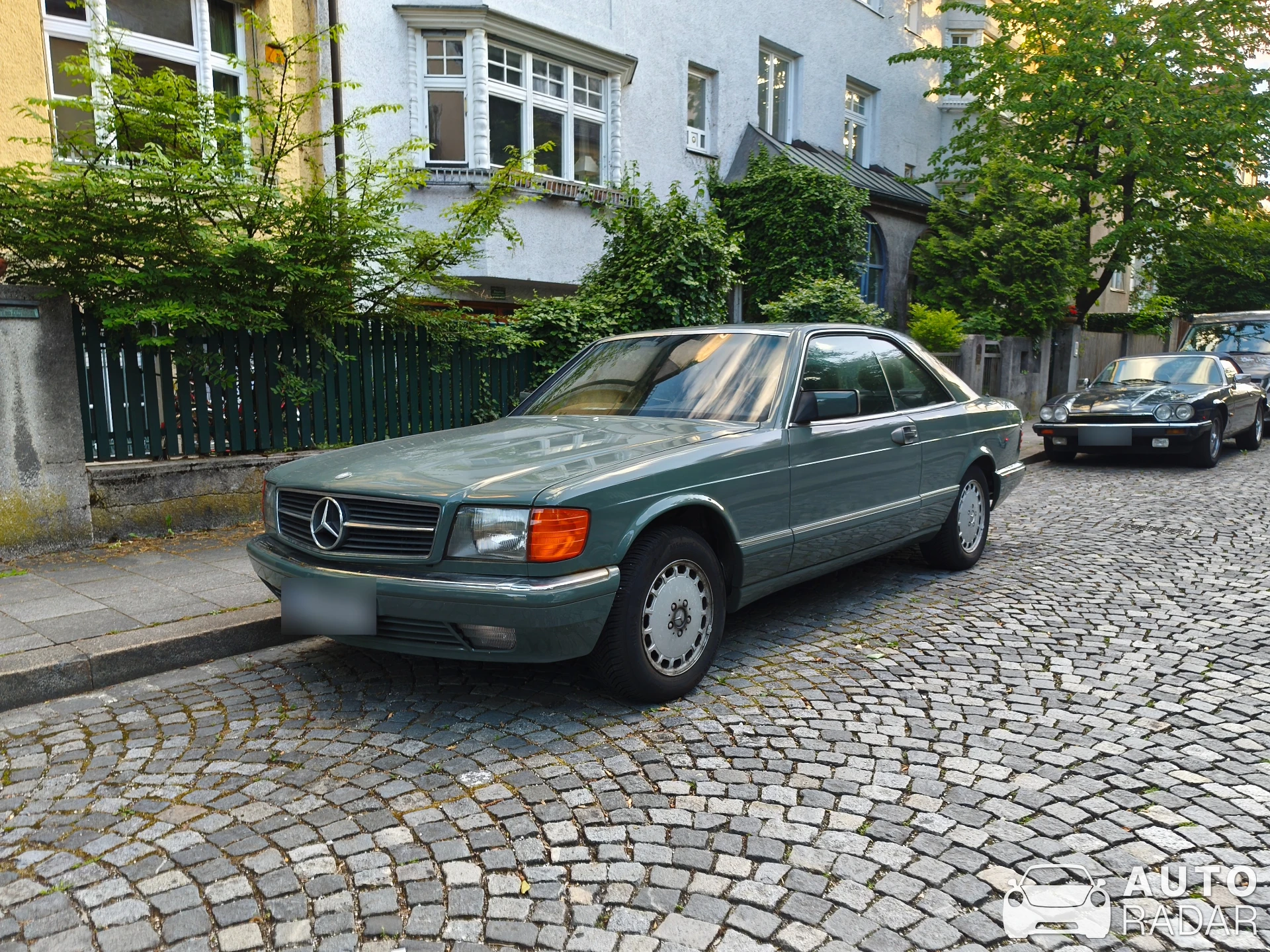 Mercedes-Benz 500 SEC W126 spotted in München, Germany