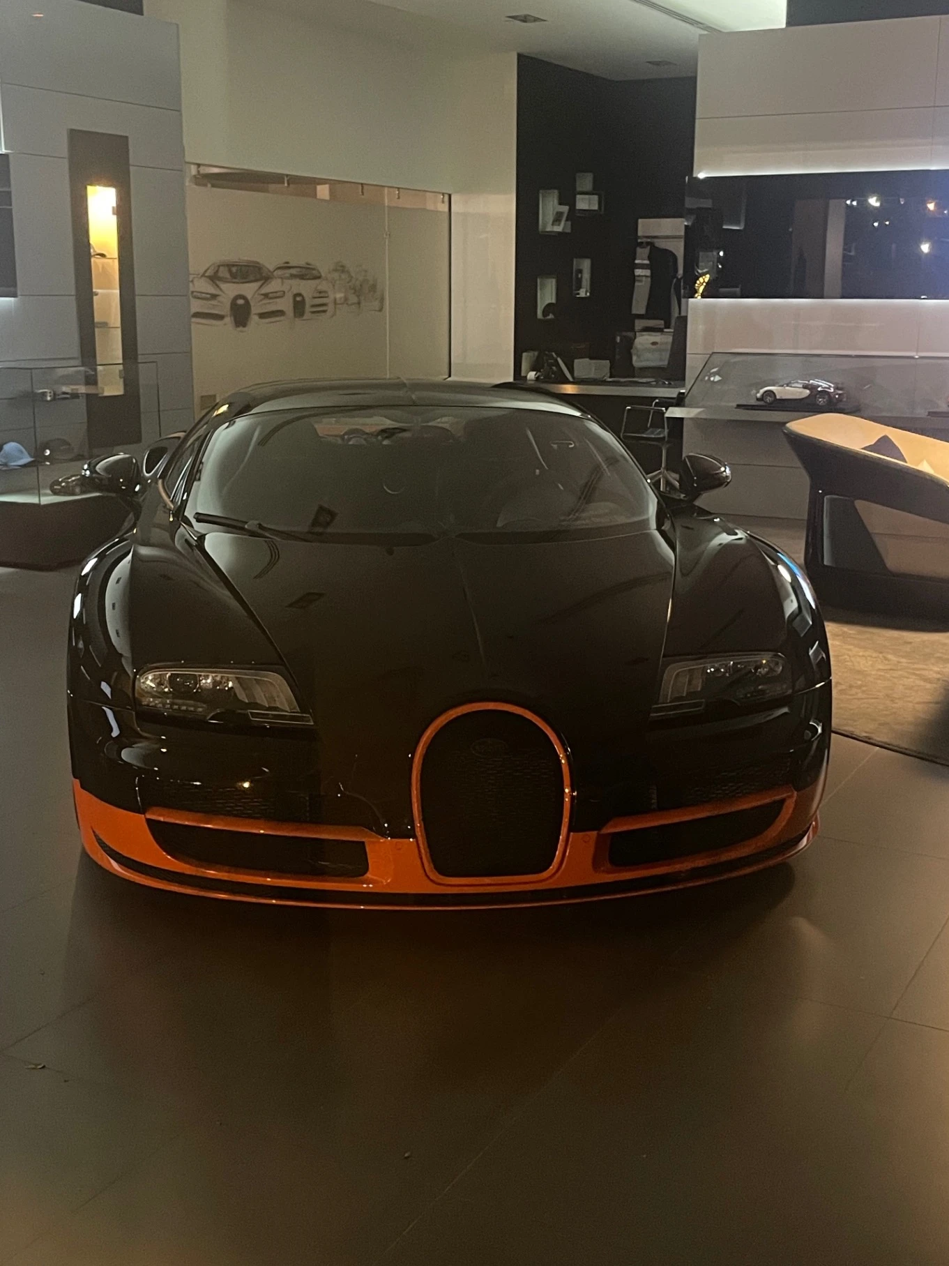 Bugatti Veyron 16.4 Super Sport spotted in Doha, Qatar
