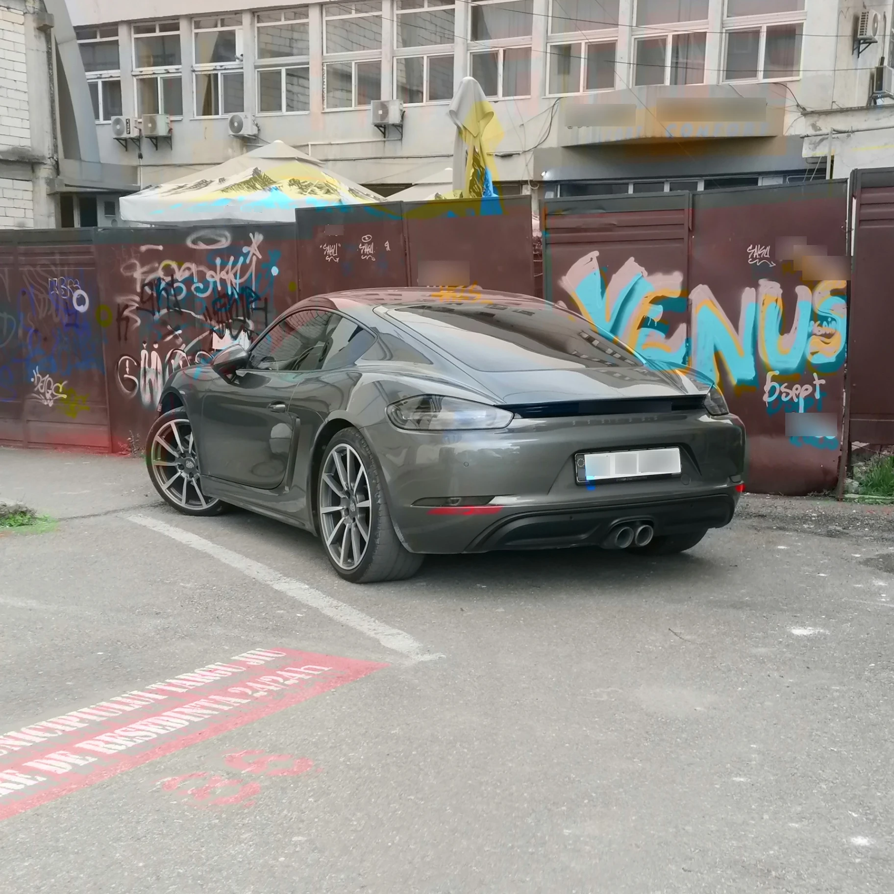 Porsche Cayman spotted in Târgu Jiu, Romania
